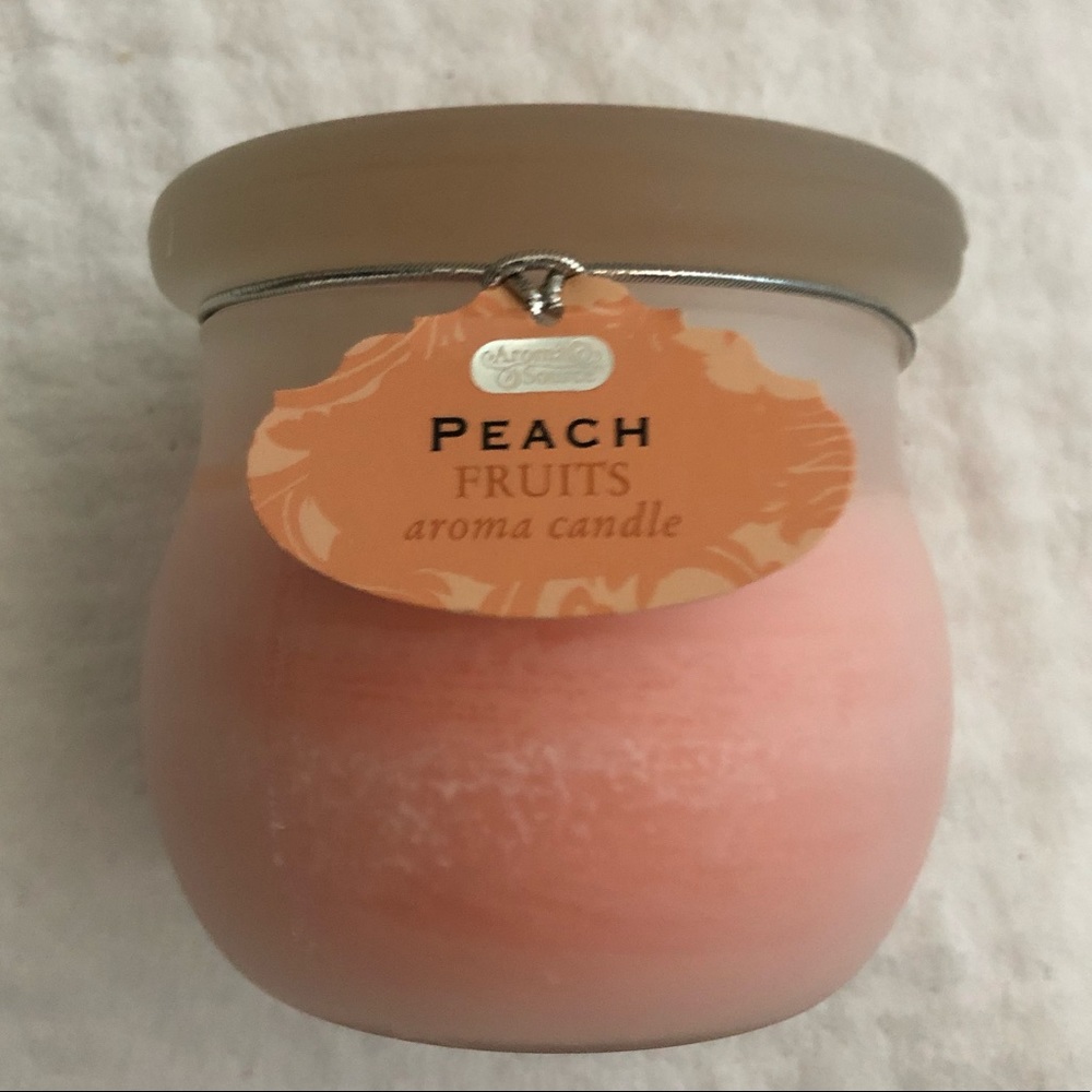 NWT Aroma Source Peach Candle
